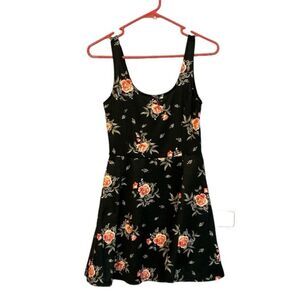 H&M Divided | Women’s Black Roses Floral Mini Tank Dress Size 6